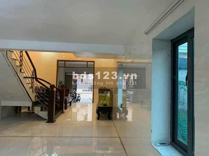 Bán nhà nguyên căn sổ chín chủ 4 tầng, dt 77,4m2, mt 5m dt thực tế hơn 80m