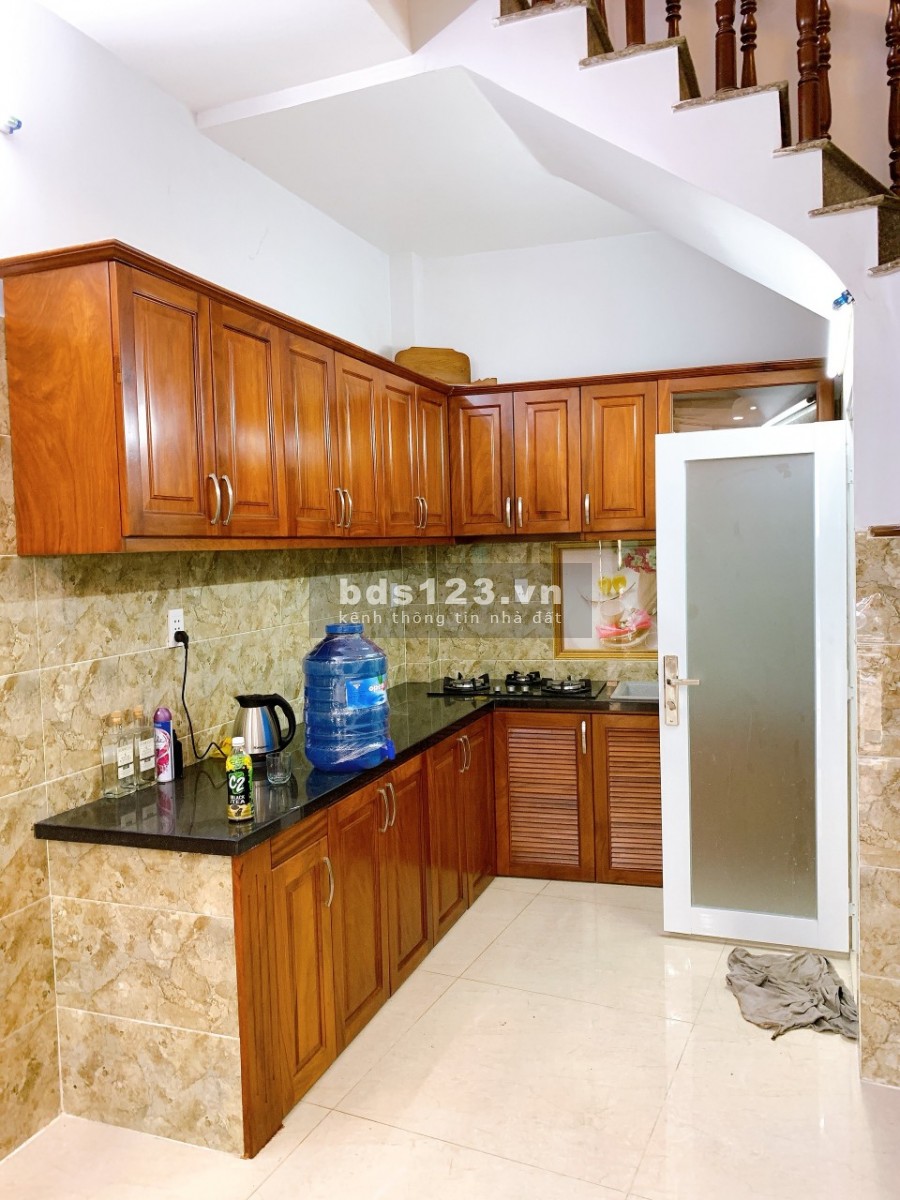 Bán nhà Bình Thạnh, Phan Văn Trị, ô tô vào nhà dt 50m2, giá chỉ 5.9 tỷ