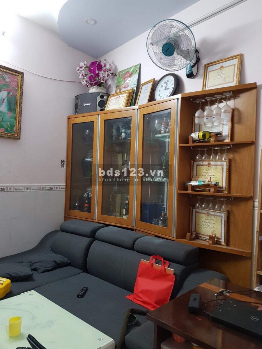 Bán nhà 2 mặt hẻm Đường Lê Liễu, Quận Tân Phú, diện tích 45m2, giá bán 4 tỷ