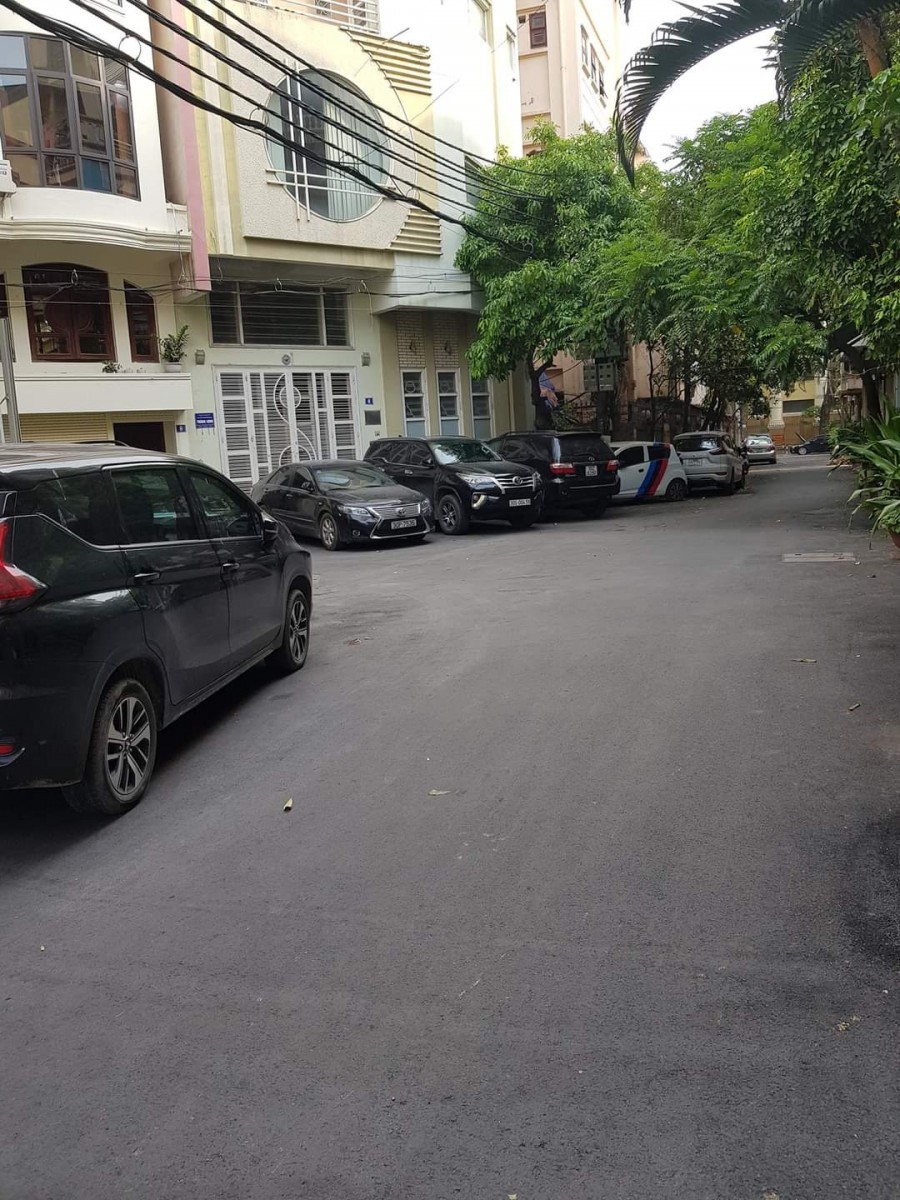 Bán nhà mặt phố Phan Đình Giót, Quận Hà Đông diện tích 55m2, giá 7,2 tỷ. lhcc
