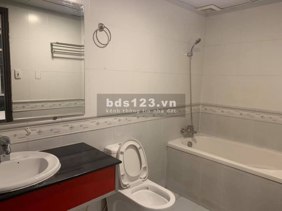 Chính chủ cho thuê căn hộ dịch vụ đầy đủ nội thất ở trung tâm quận Tân Bình, free phí quản lý