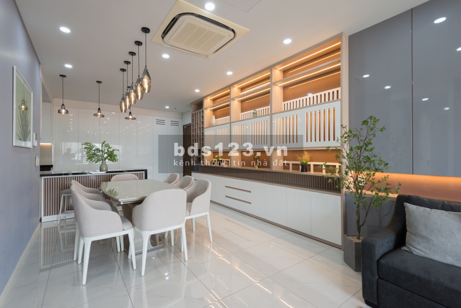 Cần bán căn hộ 3PN 146m2, full nội thất dự án Waterina Suites, Quận 2