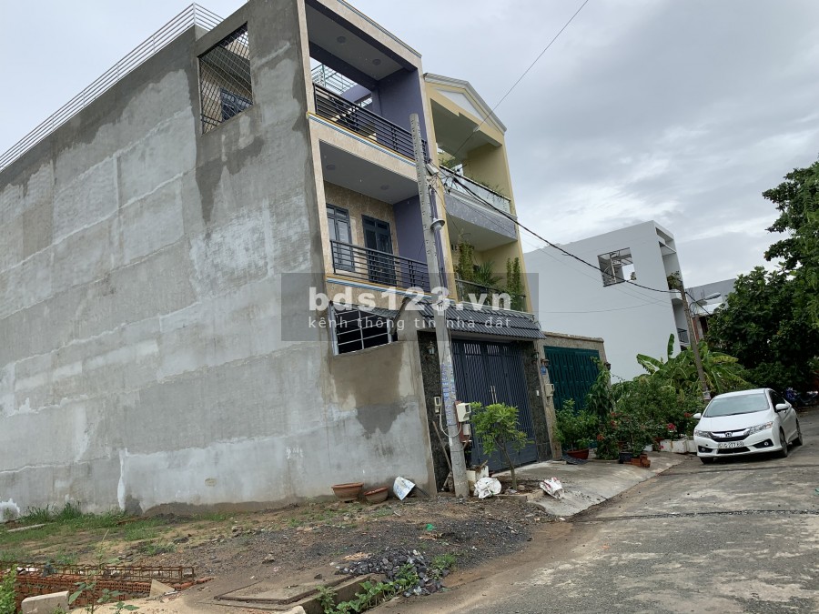 Chuyên giới thiệu khu dự án cty Đông Dương đường Bưng Ông Thoàn, Phú Hữu, Quận 9