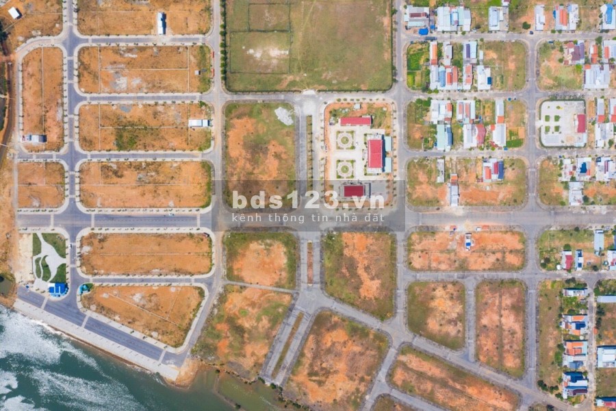 Bán Đất Nền Dự Án Chu Lai Riverside, giá bán 10 triệu/m2, sổ đỏ từng lô
