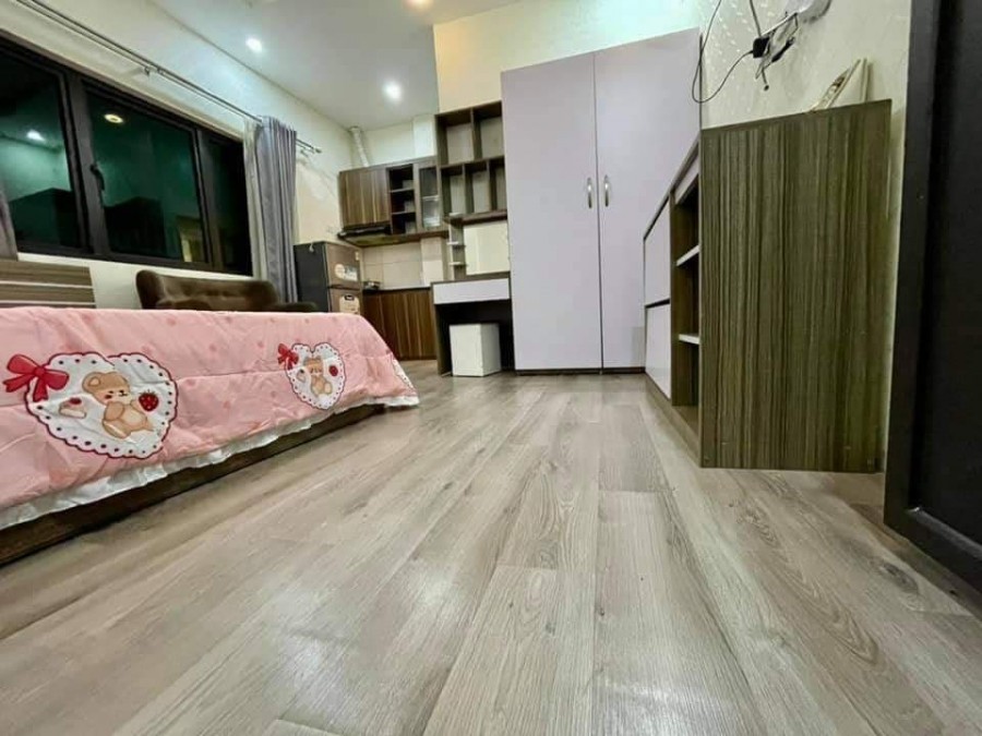 Bán gấp nhà 7 tầng, thang máy tại đường Láng, diện tích sử dụng 125m2 giá 14 tỷ
