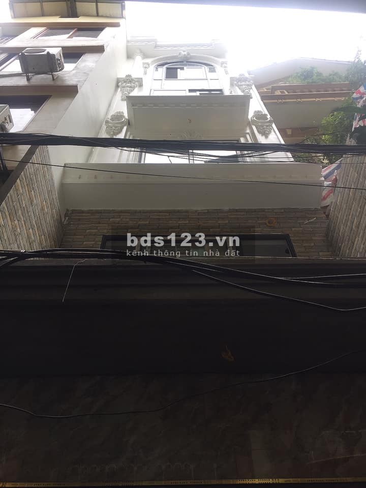 Cần bán gấp kinh doanh tuyệt đẹp thoáng 2 mặt, nhà mới koong, dt 48m2, 5 tầng, giá 5.5 tỷ