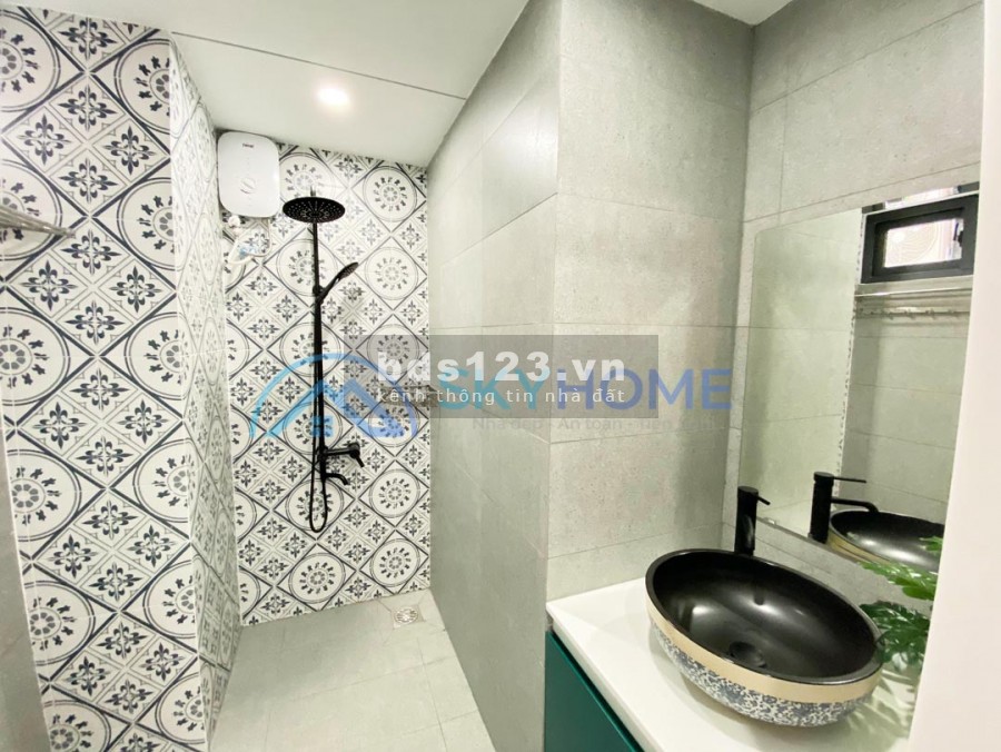 Cho thuê căn hộ có gác mới 100% ở gần chợ Bà Chiểu Bình Thạnh, giá 5 triệu/tháng