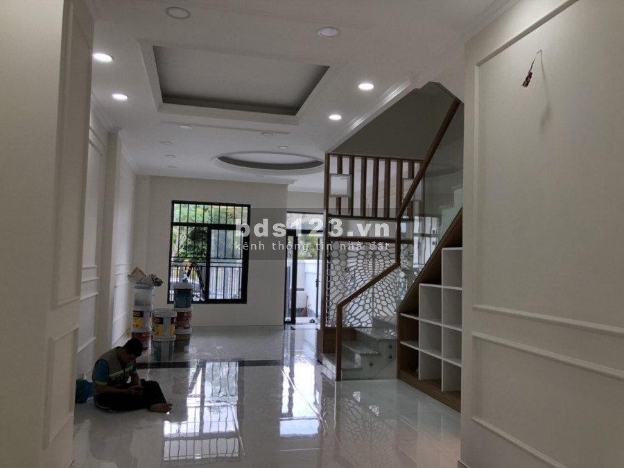 Cho Thuê Nhà Nhất Chi Mai, Quận Tân Bình, diện tích sử dụng 6x18, 3 lầu
