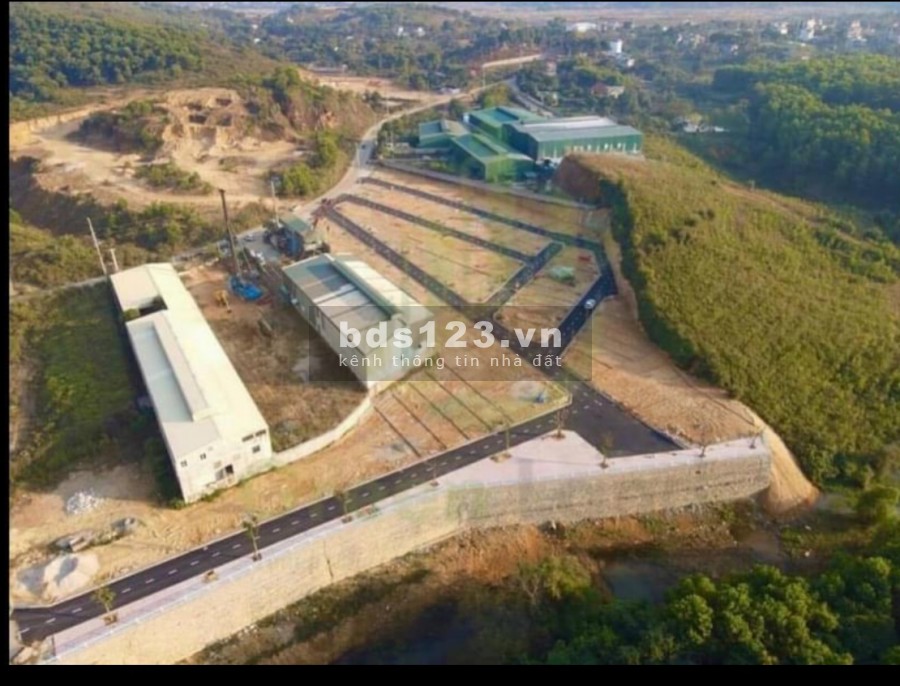 Phân khu Bãi dài. duy nhất 1 lô góc 2 mặt tiền S80m .Sổ đỏ chính chủ