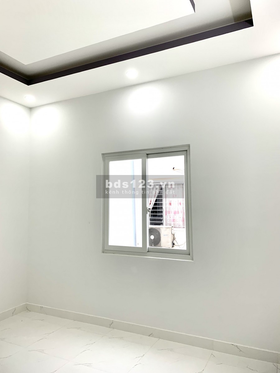 Bán nhà nguyên căn 1 trệt, 1 lầu khu phố Phú Quý, ngay tại Cần Thơ, lộ giới 12m