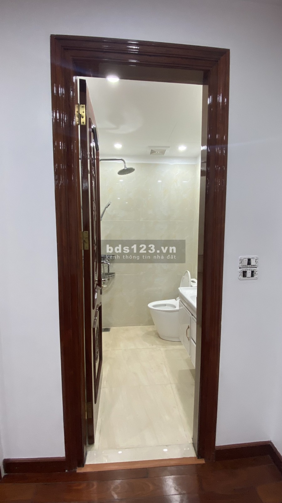 Cho thuê nhà KDT Bắc Hà - Tố Hữu diện tích sử dụng 150m2, 5 tầng, giá 55 triệu/tháng