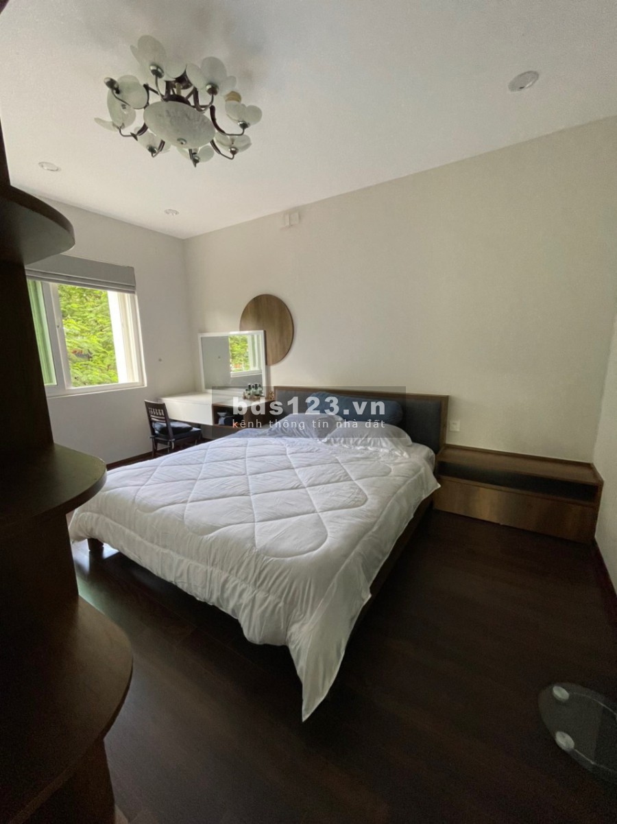Bán căn hộ 121m2 3 ngủ Ciputra E5 sửa đẹp, full nội thất như ảnh lh 0974606535