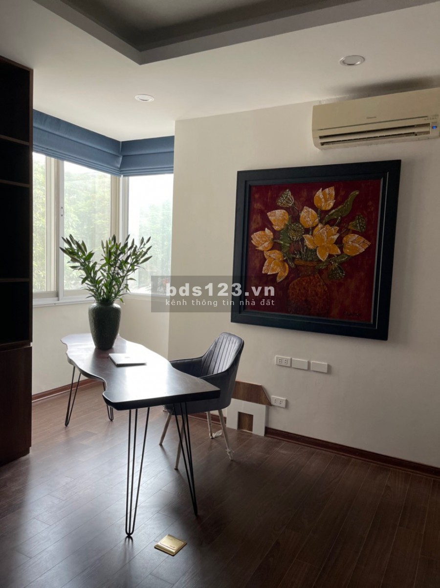 Bán căn hộ 121m2 3 ngủ Ciputra E5 sửa đẹp, full nội thất như ảnh lh 0974606535