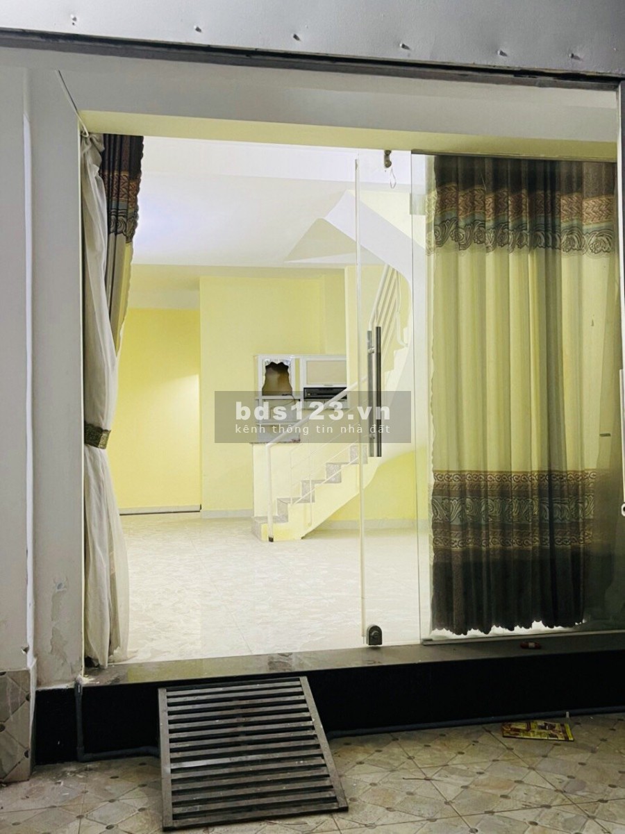 Cho thuê nhà HXH Dương Quảng Hàm, P5, Gò Vấp, 4x10m, 1 trệt, 1 lầu, 8 triệu/tháng