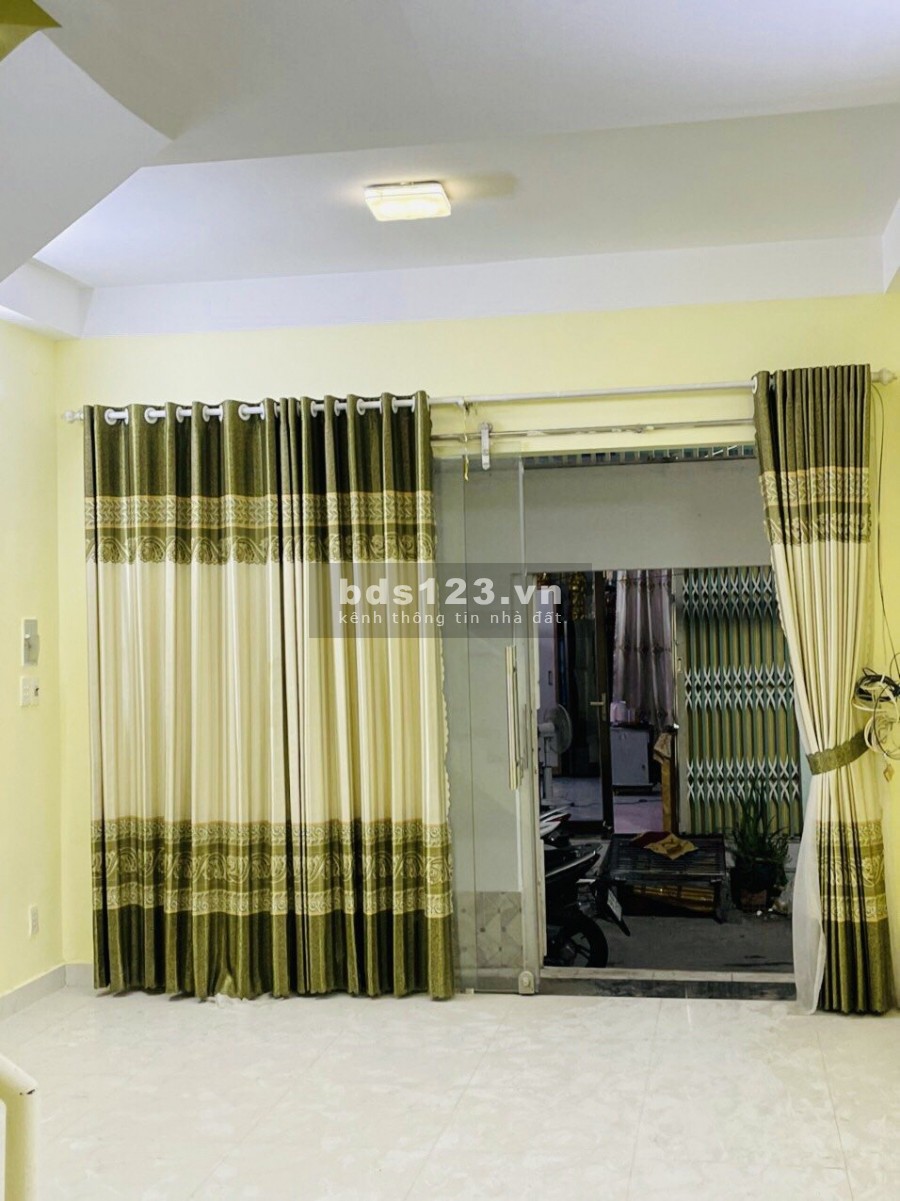 Cho thuê nhà HXH Dương Quảng Hàm, P5, Gò Vấp, 4x10m, 1 trệt, 1 lầu, 8 triệu/tháng