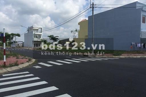 Đất thổ cư huyện Củ Chi sổ riêng cách Gò Vấp 35 phút đi xe, khu dân cư