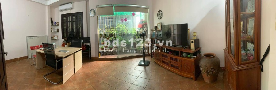 Bán nhà MP Đê La Thành nhỏ 37m2 x 6 tầng MT 6m giá 10,7 tỷ. LH 0912442669