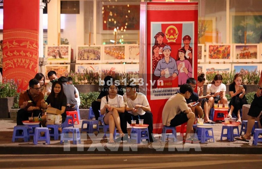Bán nhà 3 tầng ngõ ô tô tránh, kinh doanh lời 100 triệu/tháng, giá 4.3 tỷ, lhcc
