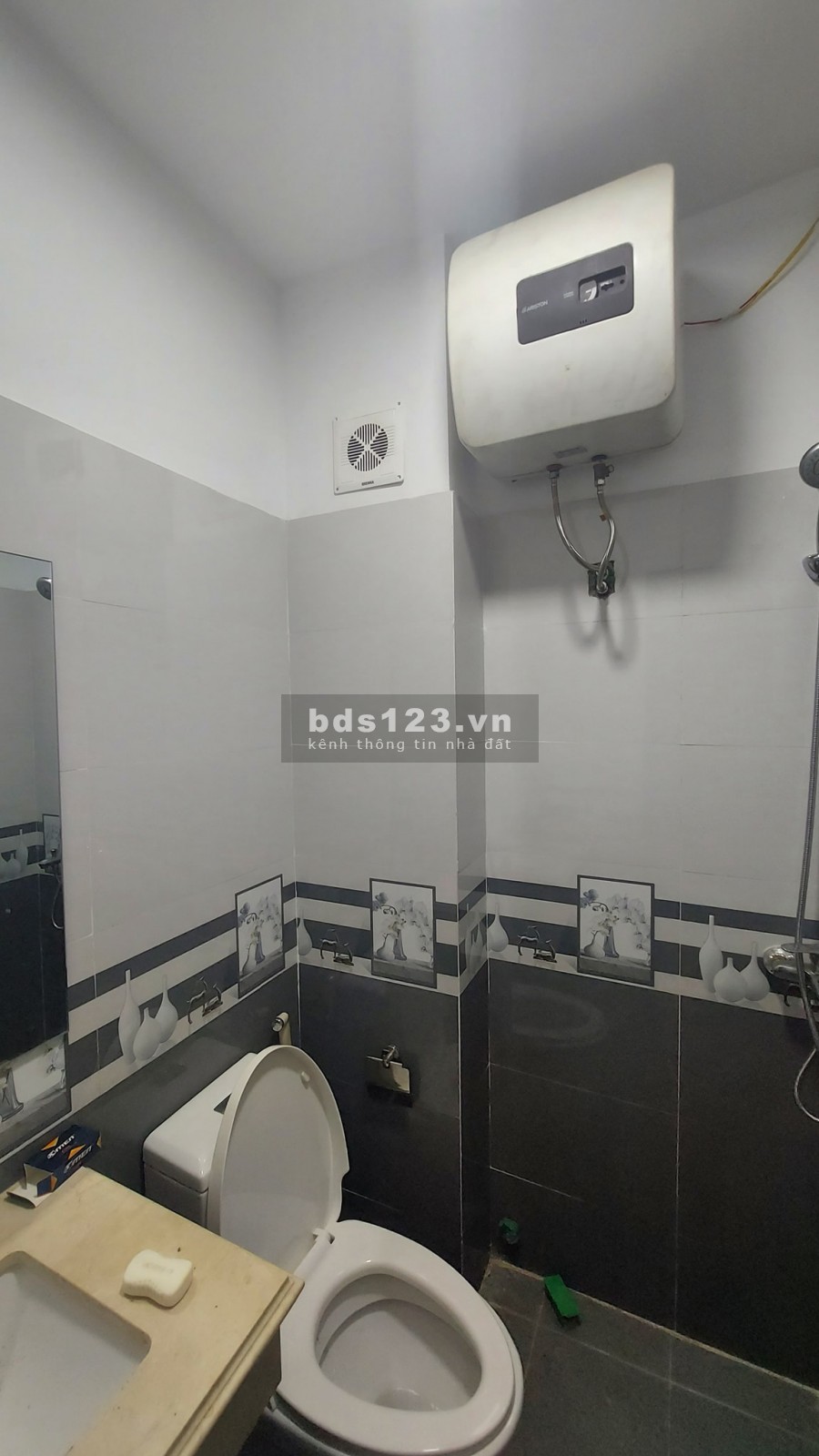 Bán nhà Tam Trinh 35m2, 4 tầng, mặt tiền 4.5m, ngõ thông giá nhỉnh 2 tỷ