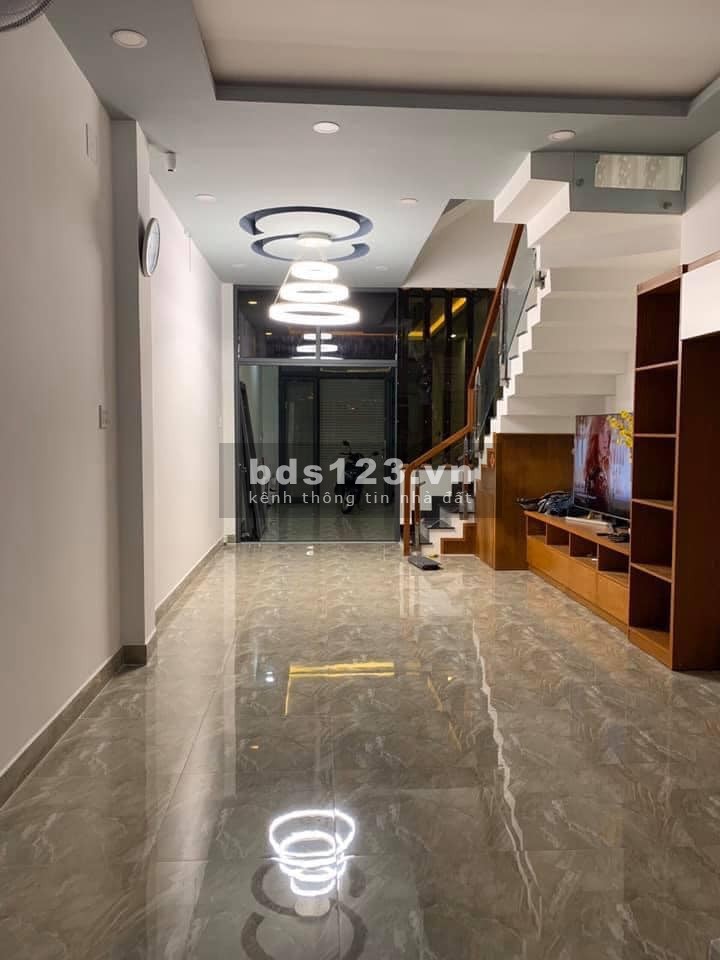 Nhà Phố Quận 7 giá rẻ nhất khu vực, sổ hồng sang tên hoàn công đầy đủ