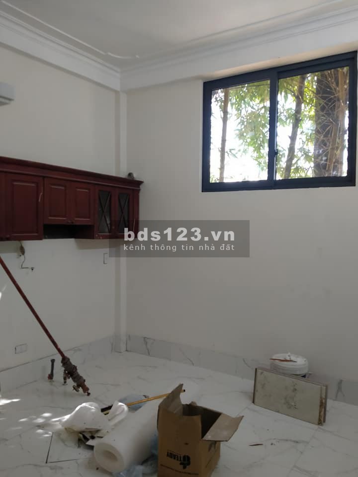 Bán nhà Linh Đàm Quận Hoàng Mai dt 36m2 xây 4 tầng mt 4m suýt 2.9 tỷ ( có thương lượng )