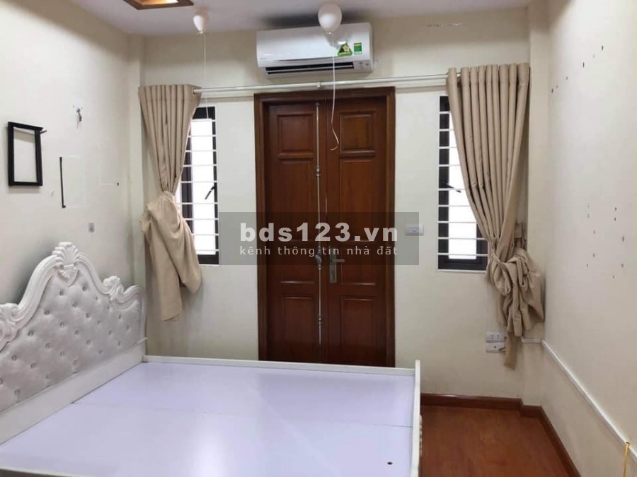 Nhà đẹp ở ngay, Trần Đại Nghĩa, Hai Bà Trưng 40m2*5 tầng. Giá chỉ 4.2 tỷ. Liên hệ: 0368781929