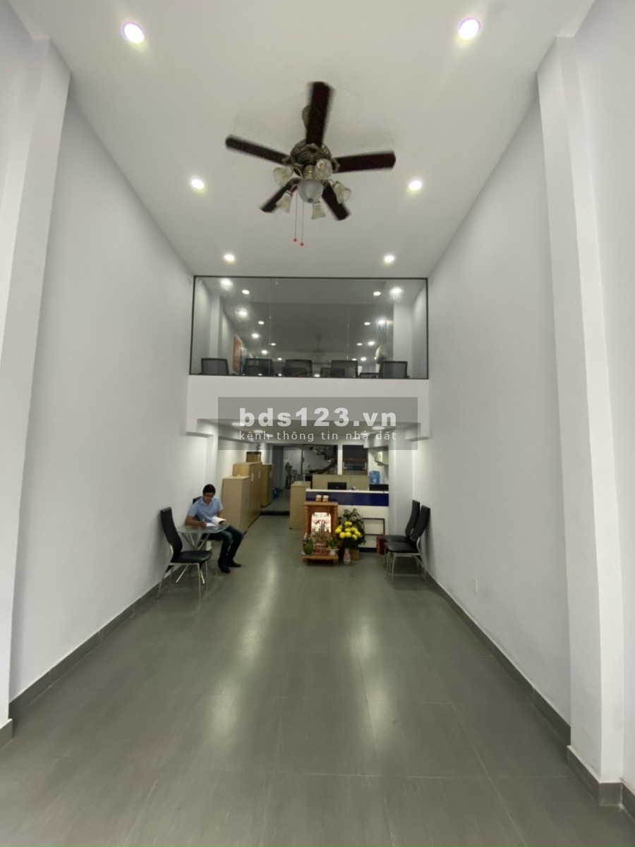 Sở Hữu 300m2 Mặt Tiền Kinh Doanh 4T ngay Chợ Rẫy Nguyễn Chí Thanh Q5 chỉ 26 Tỉ 980tr