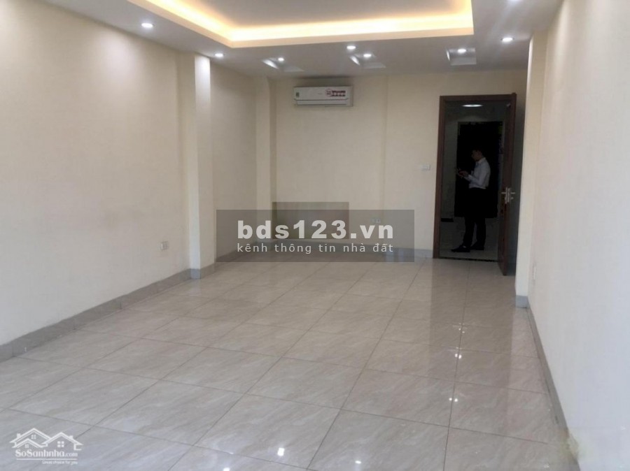 Cho thuê văn phòng diện tích 30m2 mặt phố Hoàng Văn Thái, Thanh Xuân, Hà Nội