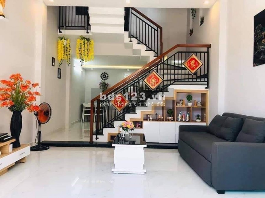 Bán nhà Mỹ Đình, 2 mặt thoáng, ô tô qua nhà diện tích sử dụng 34m2 giá 2,9 tỷ