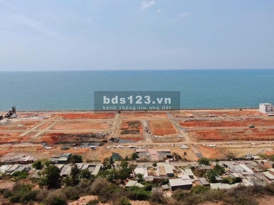 Bán khu đất nhà phố gần bãi biển Phan Thiết, giá thoả thuận chính chủ, lh 0902168530