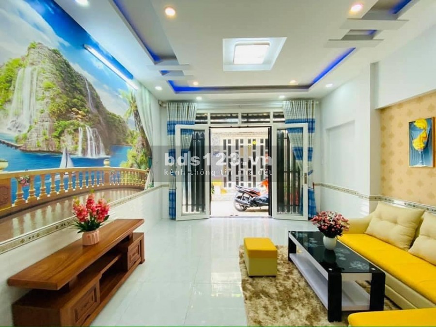 Sát Khu VIP Phan Xích Long 1 bước 43m2 5tỷ2 KV dân trí cao Vị trí đẹp .