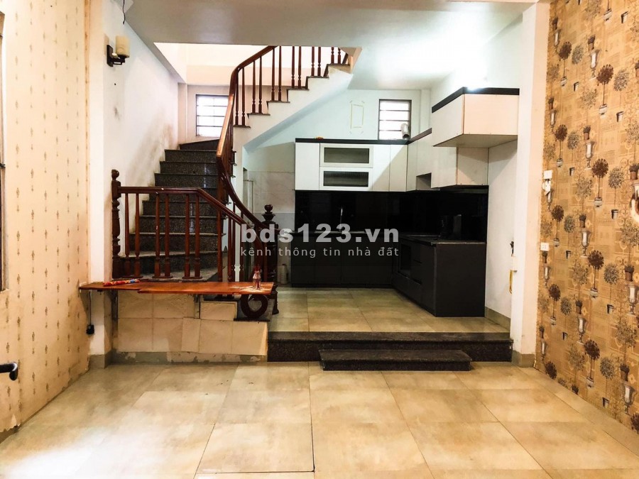 Siêu phẩm 3 mặt thoáng, ngõ 8 Lê Quang Đạo dt 32m2 4 tầng giá bán 3.2 tỷ lh 0392969999