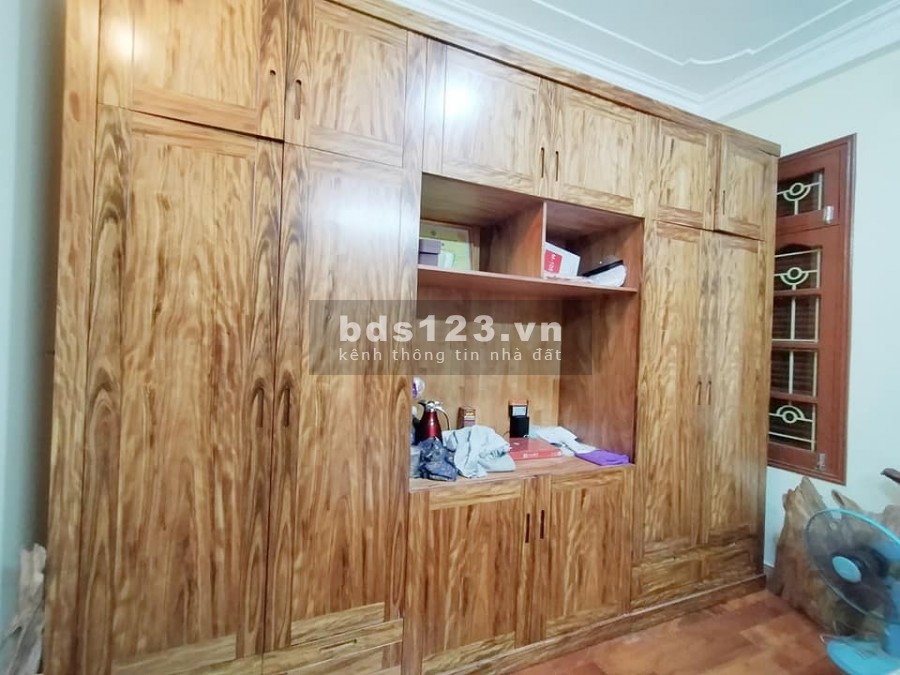 Chính chủ cần bán nhà Cầu Giấy lô góc thoáng, ngõ ô tô ra 10m, lh 0965 128 850