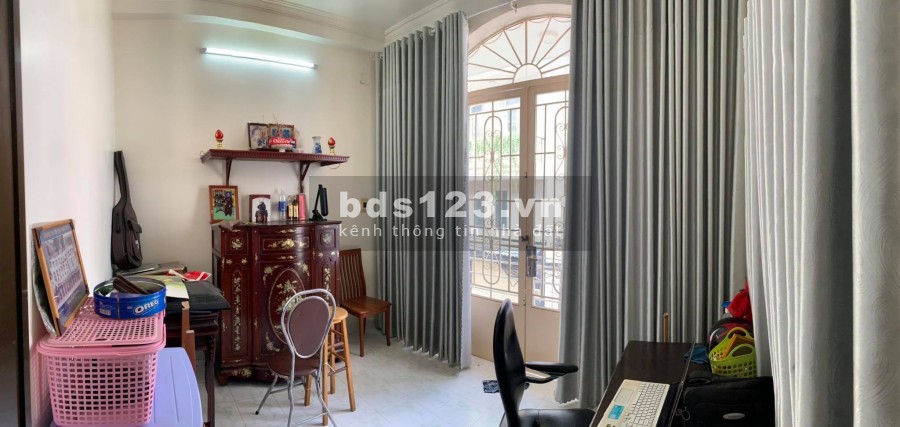 Nhà rộng, hẻm xe hơi tránh. Tiện mở Cty, kinh doanh. Lê Trọng Tấn giá bán 6,1 tỷ