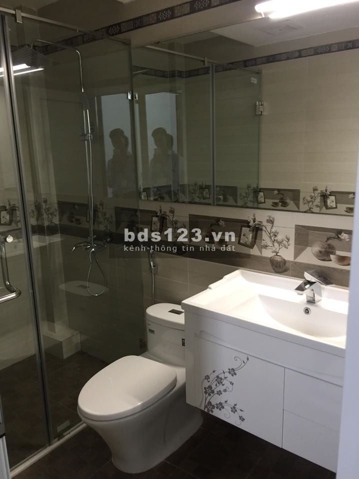 Bán nhà phố Miếu Đầm, phường Mễ Trì, 30m ra mặt phố, dt 30m2, giá 2.68 tỷ