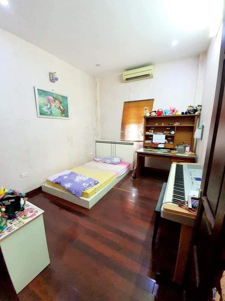Bán nhà Phương Mai, Đống Đa, diện tích 40m, 5 tầng, mặt tiền 4.6m, nhỉnh 5 tỷ