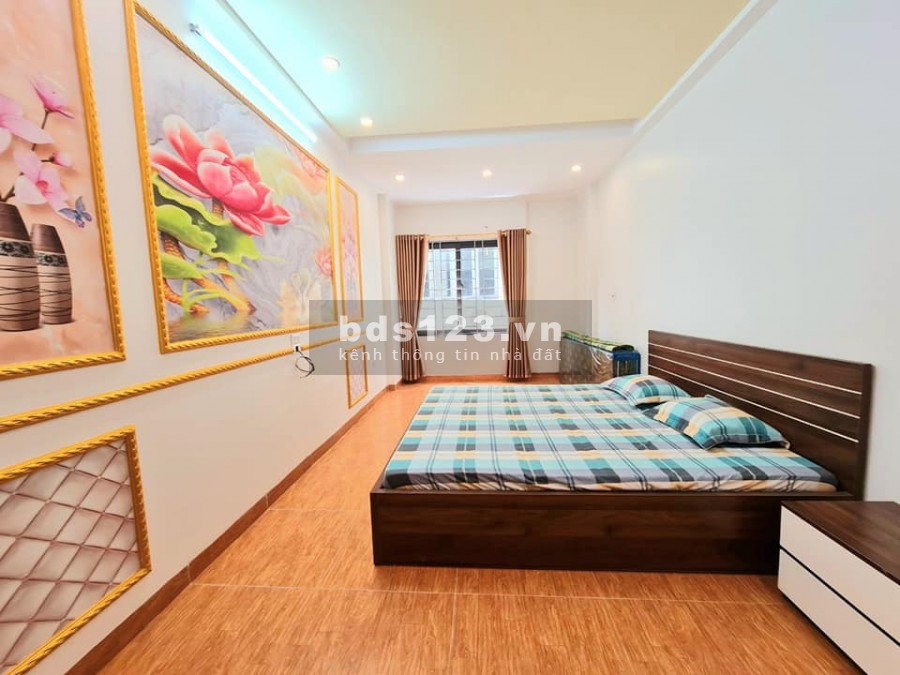 Siêu phẩm, Giáp Bát nhà mặt ngõ, 42m2 Nhỉnh 4 tỷ nhà dân xây, gần ô tô, ngõ rộng, tặng nội thất