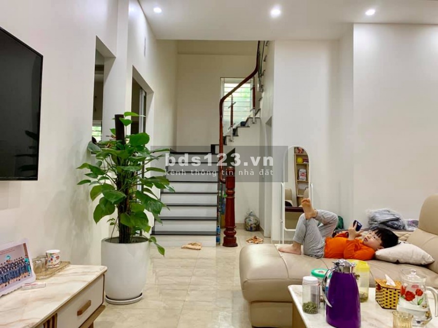 Bán nhà nguyên căn liền Kề Văn Khê diện tích sử dụng 84m2 giá 7 tỷ 3