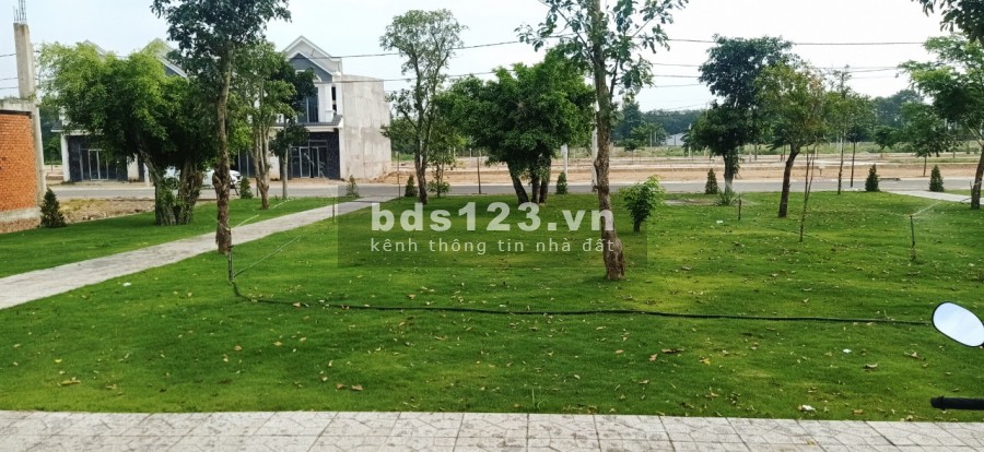 Bát đất khu dân cư Golden Land, đủ tiện ích, pháp lý đầy đủ, sổ riêng từng nền