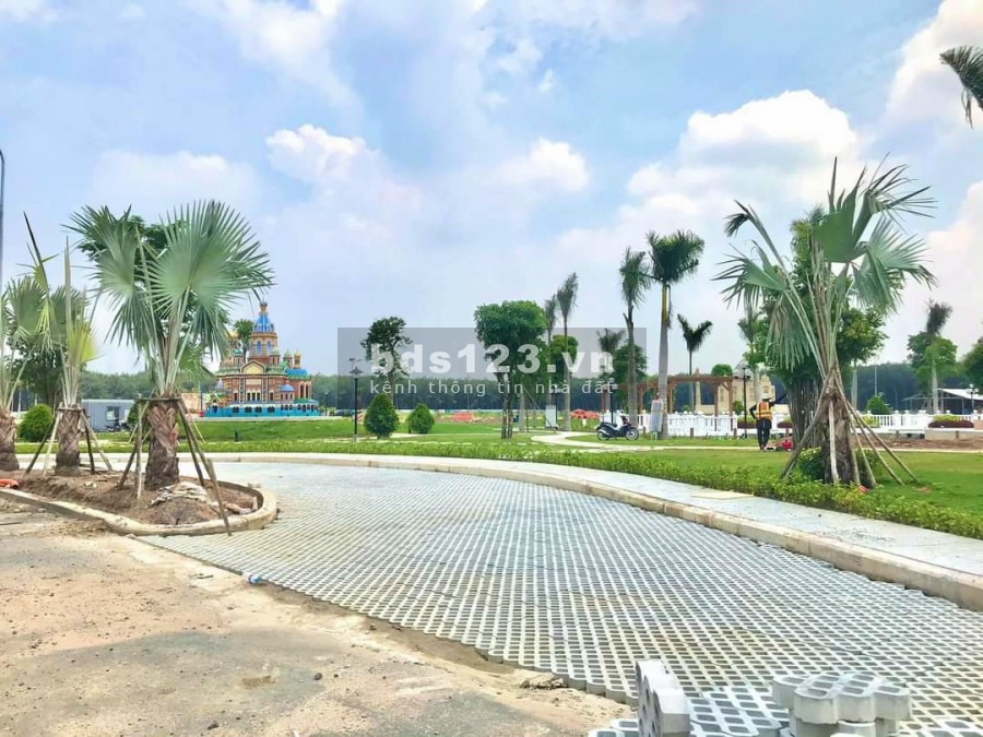 18 Triệu/m2 đất thành phố sân bay thổ cư sổ hồng riêng liệu có đắt lh 0769258555