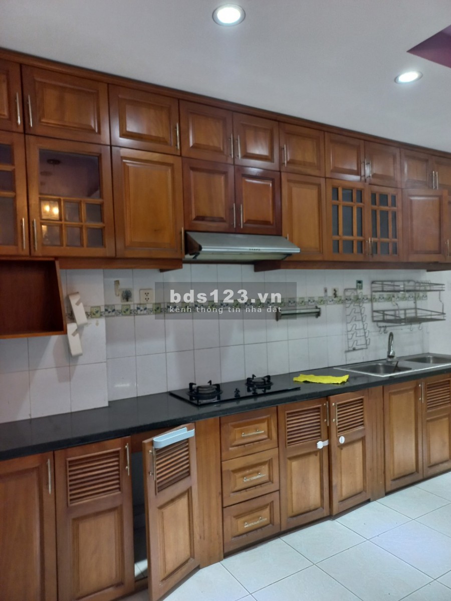 Chính chủ Bán Căn hộ Central Garden Quận 1, Nhận nhà chỉ với 825 Triệu. Hoa hồng cho Môi giới 1%