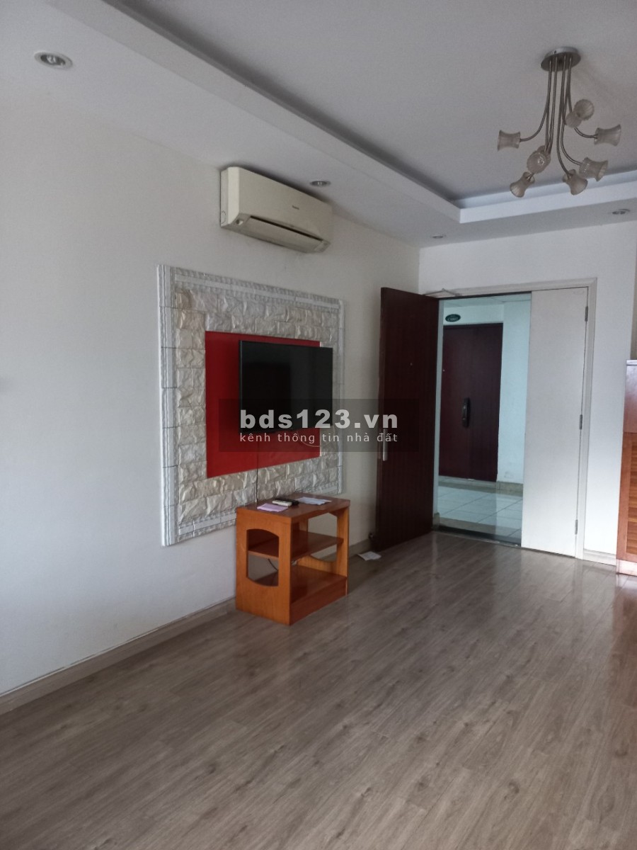 Chính chủ Bán Căn hộ Central Garden Quận 1, Nhận nhà chỉ với 825 Triệu. Hoa hồng cho Môi giới 1%