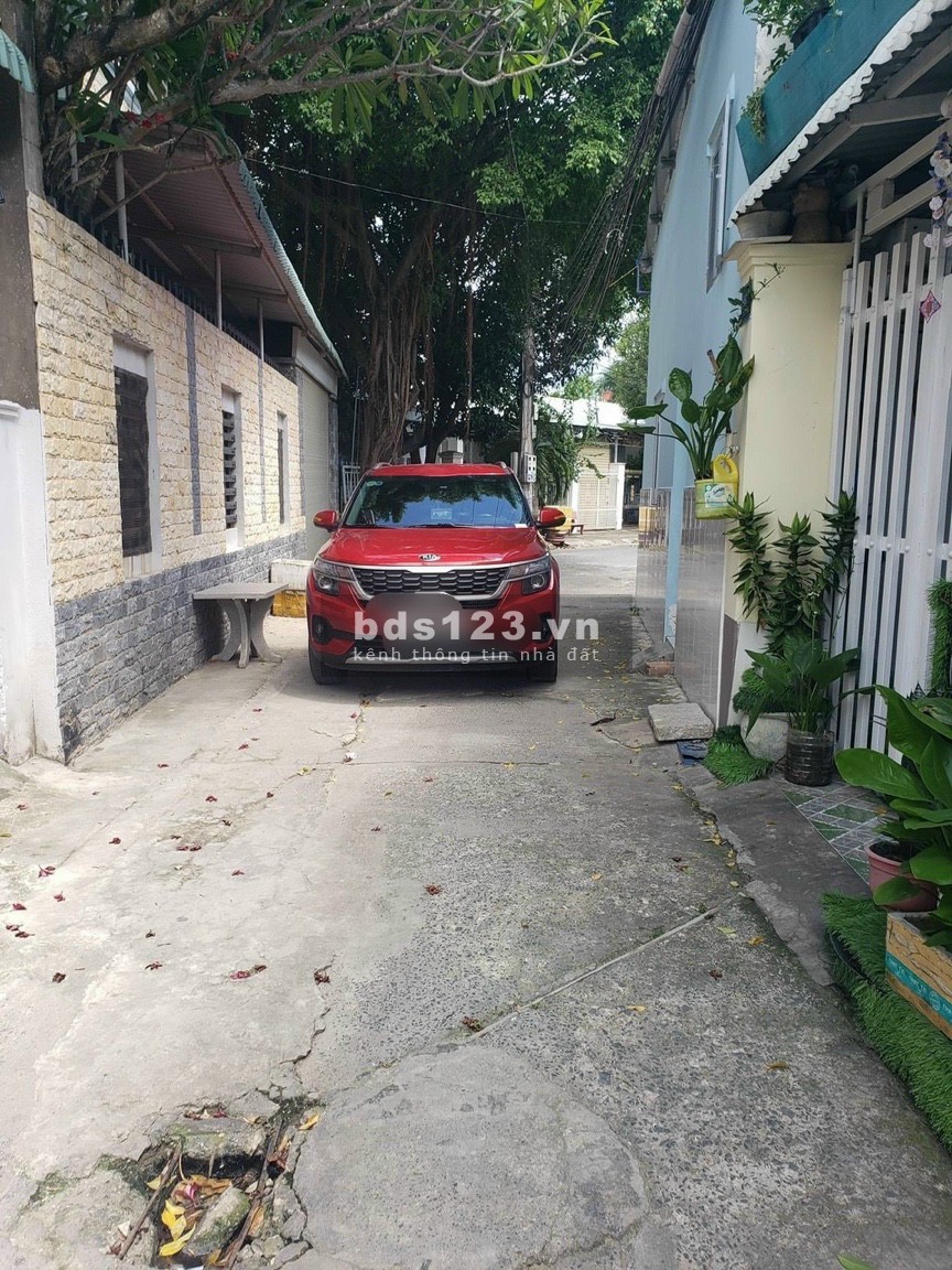 Bán nhà nguyên căn hàng ngộp ngay khu dân cư Hiệp Thành, giá 2.18 tỷ