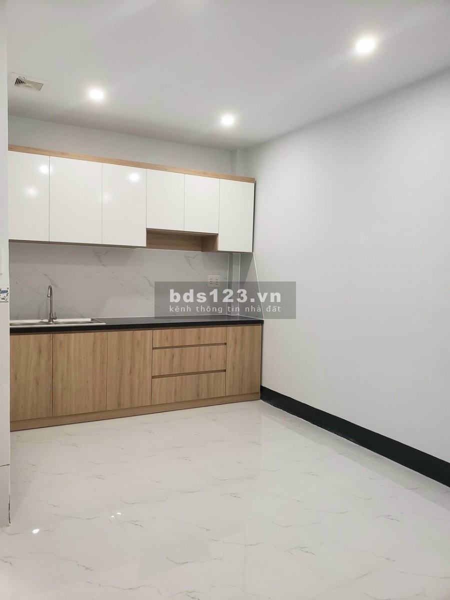 Bán nhà nguyên căn hàng ngộp ngay khu dân cư Hiệp Thành, giá 2.18 tỷ
