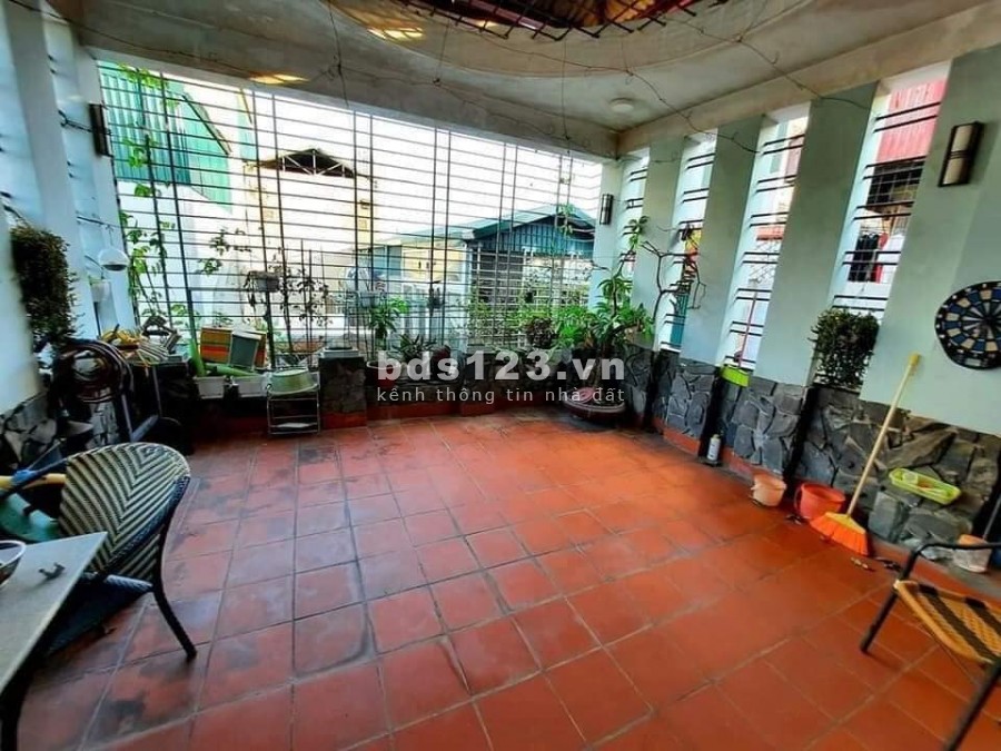 Bán nhà Vương Thừa Vũ, diện tích khủng dt 55m2, giá 4 tỷ, sổ đỏ chính chủ