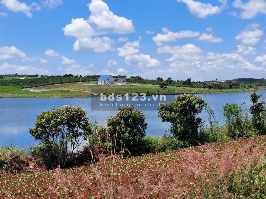 Gã đất view hồ Phúc Thọ . giá yêu thương cho anh chị tim khu nghỉ dưỡng Ven Đà Lạt