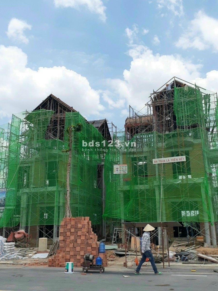 Bán đất sân bay Long Thành giá chỉ 18 triệu 1m thổ cư 100%, sổ chính chủ