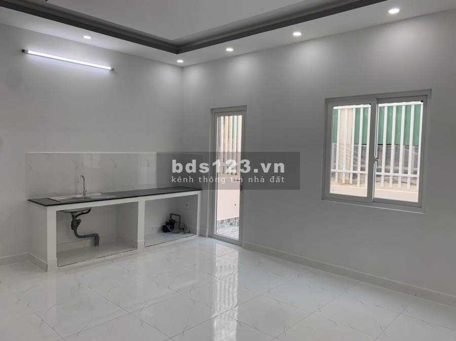 Bán Nhà 1trệt 1 lầu 3 phòng ngủ 2 wc thiết kế hiện đại