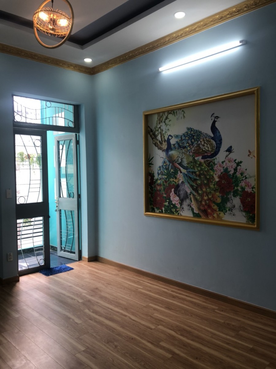 Nhà Đẹp Bán Nhanh Gía Rẻ diện tích 4mx18m, 2 tầng, giá bán 5,4 Tỷ, lh 0389347171