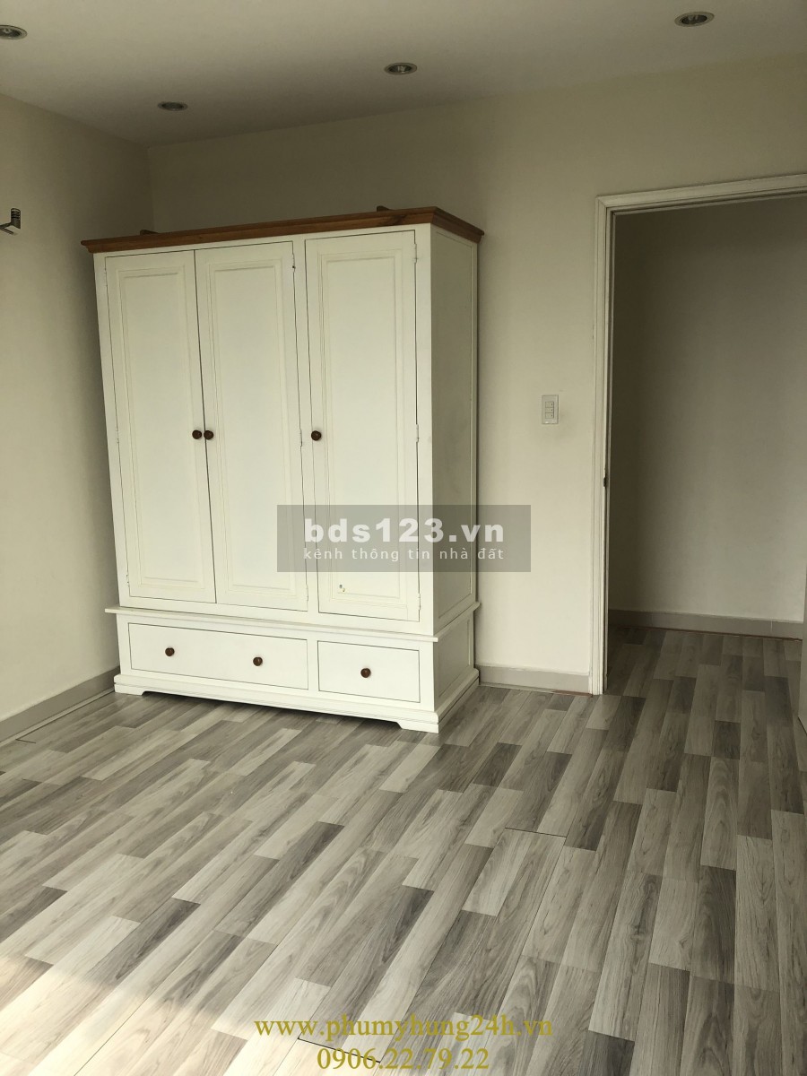 Bán Căn Hộ Garden Court 2 Phòng Ngủ Giá Bán 4.7 Tỷ LH 0906227922